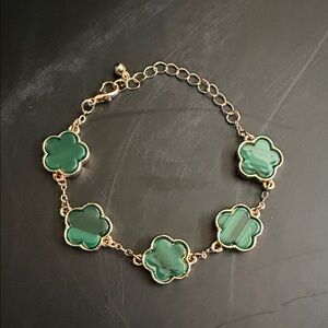 Bracelet | NWT Fashion Clover Bracelet